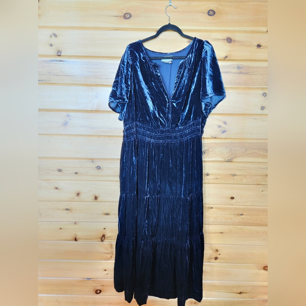 Anthropologie Velvet V-Neck Maxi Dress in Navy - Picture 5 of 7